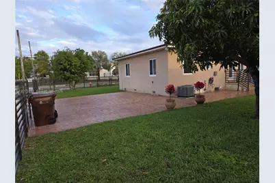 1680 E 5th Ave #1690, Hialeah, FL 33010 - Photo 11