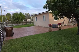 1680 E 5th Ave, Hialeah, FL 33010 - Photo 11