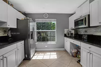 2539 SW 73rd Ter #94, Davie, FL 33317 - Photo 7