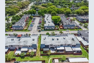 2539 SW 73rd Ter #94, Davie, FL 33317 - Photo 37
