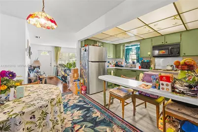 441 NW 2nd Ave, Deerfield Beach, FL 33441 - Photo 9
