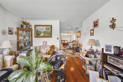 441 NW 2nd Ave, Deerfield Beach, FL 33441 - Photo 5