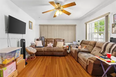 441 NW 2nd Ave, Deerfield Beach, FL 33441 - Photo 19