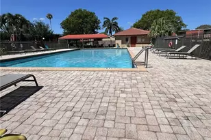 8129 Severn Dr, Boca Raton, FL 33433 - Photo 17