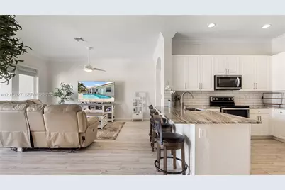 9463 Savannah Estates Dr, Lake Worth, FL 33467 - Photo 9
