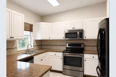 317 NW 109th Ave, Pembroke Pines, FL 33026 - Photo 5