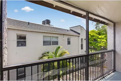 4409 Treehouse Ln #F, Tamarac, FL 33319 - Photo 19
