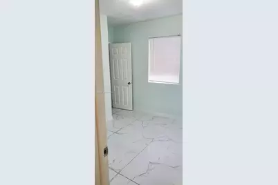 1430 NE 175th St, North Miami Beach, FL 33162 - Photo 9