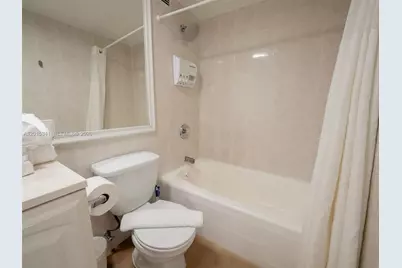 5445 Collins Ave #1718, Miami Beach, FL 33140 - Photo 5
