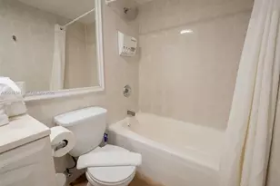 5445 Collins Ave, Miami Beach, FL 33140 - Photo 5