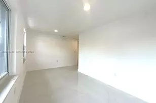 228 NW 32nd Ave, Miami, FL 33125 - Photo 19