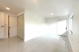 228 NW 32nd Ave, Miami, FL 33125 - Photo 11