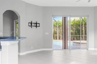 10635 NW 61st Ct, Parkland, FL 33076 - Photo 11
