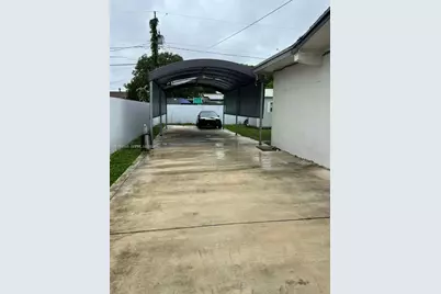 3221 NW 182nd St, Miami Gardens, FL 33056 - Photo 23