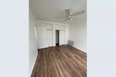 7920 East Dr #14, North Bay Village, FL 33141 - Photo 11