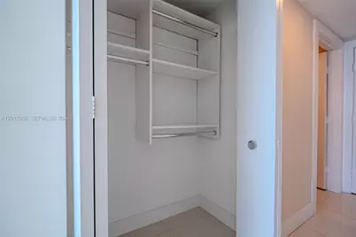 900 Biscayne Blvd #1707, Miami, FL 33132 - Photo 47