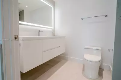 900 Biscayne Blvd #1707, Miami, FL 33132 - Photo 57