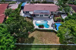 9261 SW 88th St, Miami, FL 33176 - Photo 49