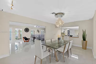 9261 SW 88 St, Miami, FL 33176 - Photo 5