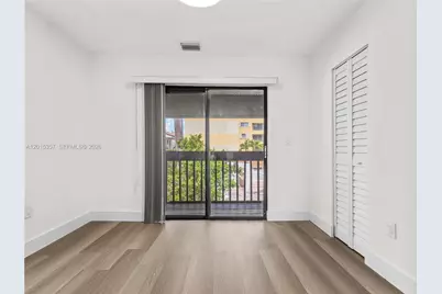 8360 NW 8th St #1-2, Miami, FL 33126 - Photo 11