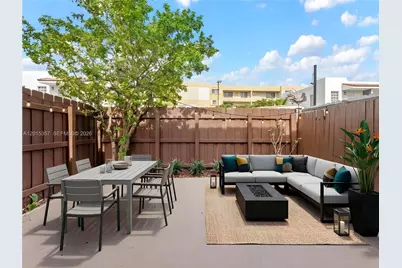 8360 NW 8th St #1-2, Miami, FL 33126 - Photo 5