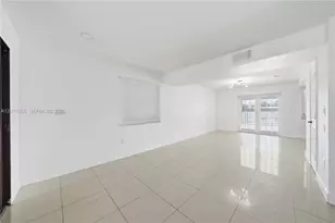5320 W 26th Ave, Hialeah, FL 33016 - Photo 9