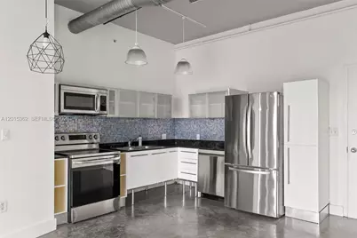 10 SW South River Dr #1006, Miami, FL 33130 - Photo 5