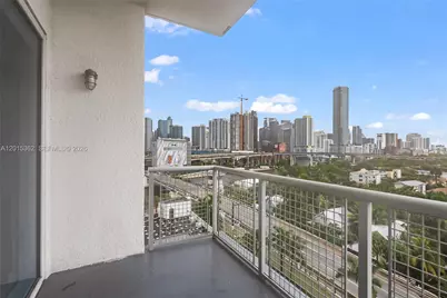 10 SW South River Dr #1006, Miami, FL 33130 - Photo 17