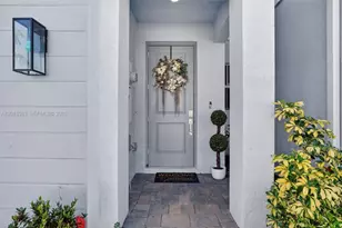 163 NE 13th Cir, Homestead, FL 33033 - Photo 3