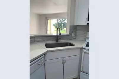 3441 NW 44th St #104, Oakland Park, FL 33309 - Photo 7