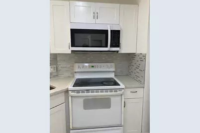 3441 NW 44th St #104, Oakland Park, FL 33309 - Photo 7
