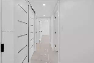 1623 Collins Ave, Miami Beach, FL 33139 - Photo 15