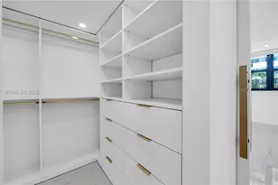 1623 Collins Ave, Miami Beach, FL 33139 - Photo 25