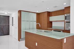 5875 Collins Ave, Miami Beach, FL 33140 - Photo 17