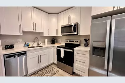 1324 NE 14th Ave, Fort Lauderdale, FL 33304 - Photo 47