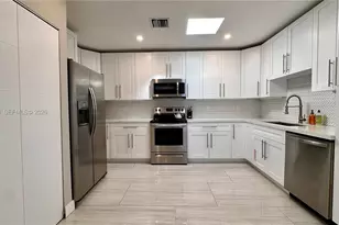 1324 NE 14th Ave, Fort Lauderdale, FL 33304 - Photo 13