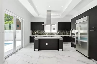 8221 NW 34th Dr, Doral, FL 33122 - Photo 15