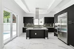 8221 NW 34th Dr, Doral, FL 33122 - Photo 15
