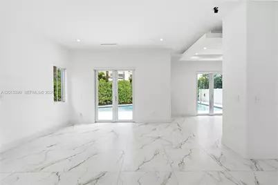 8221 NW 34th Dr, Doral, FL 33122 - Photo 13