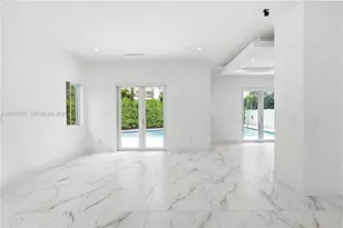 8221 NW 34th Dr, Doral, FL 33122 - Photo 13