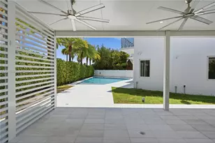 8221 NW 34th Dr, Doral, FL 33122 - Photo 51