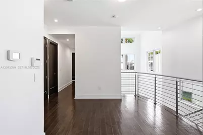 8221 NW 34th Dr, Doral, FL 33122 - Photo 25