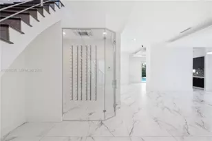 8221 NW 34th Dr, Doral, FL 33122 - Photo 23