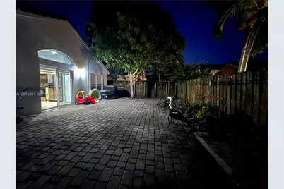 1916 SE 14th Ct, Homestead, FL 33035 - Photo 25