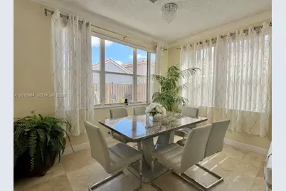 6864 Sugarloaf Key St, Lake Worth, FL 33467 - Photo 9