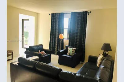 10597 NW Nw 81 Terrace #10597, Doral, FL 33178 - Photo 9