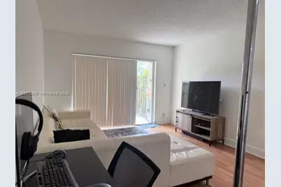 5201 NW Geneva Way #103, Doral, FL 33166 - Photo 3