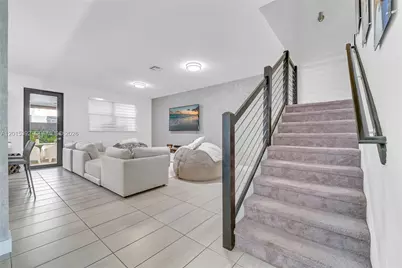 7903 NW 105th Ave, Doral, FL 33178 - Photo 9