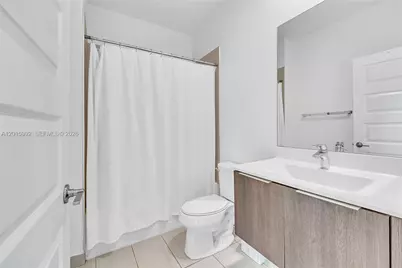 7903 NW 105th Ave, Doral, FL 33178 - Photo 25