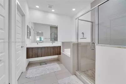 7903 NW 105th Ave, Doral, FL 33178 - Photo 19